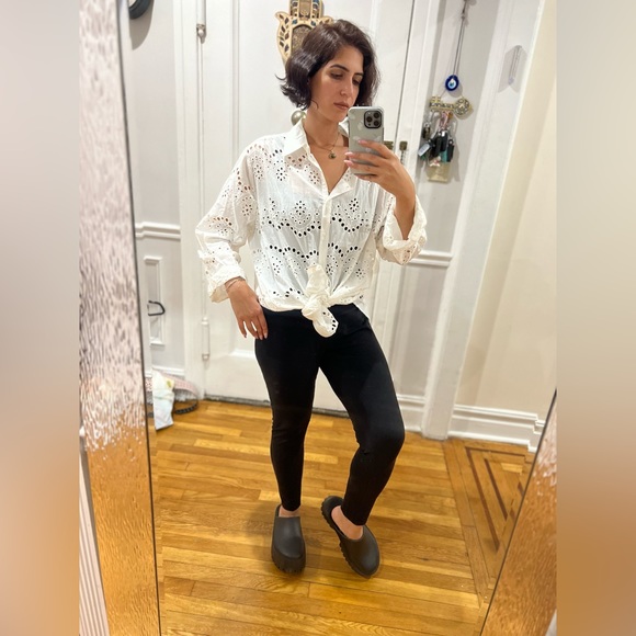 Adiva lace style top - Picture 4 of 9